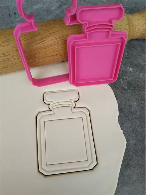 Perfume Bottle Cookie Cutter 